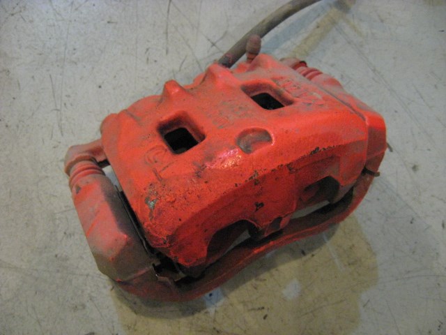 02 Subaru IMPREZA Front RH Brake Caliper  R9845