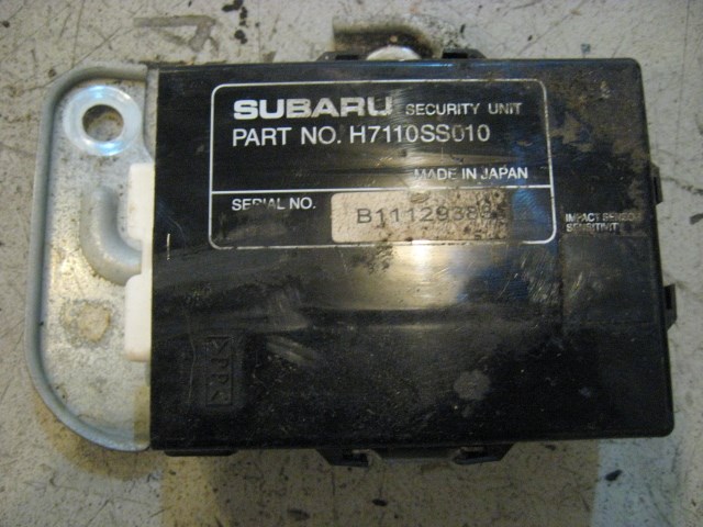 02 Subaru IMPREZA WRX Security Unit H7110SS010 R9858