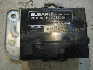 02 Subaru IMPREZA WRX Security Unit H7110SS010 R9858