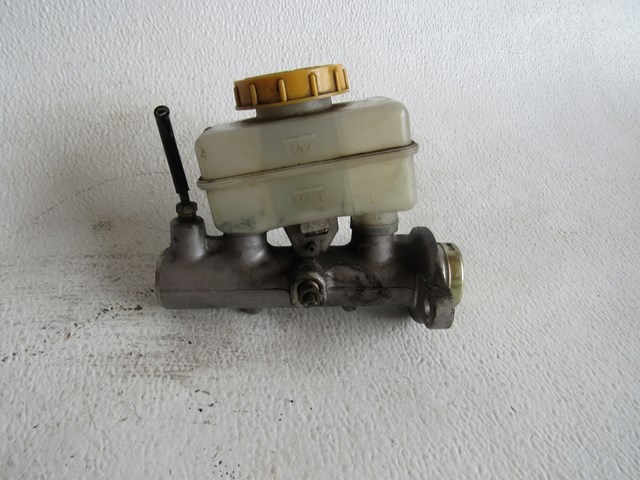 02 03 Subaru IMPREZA WRX Brake Master Cylinder  R9878