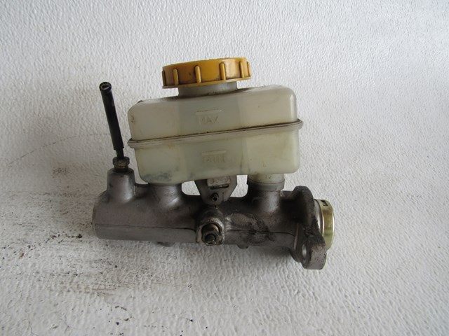 02 03 Subaru IMPREZA WRX Brake Master Cylinder  R9878