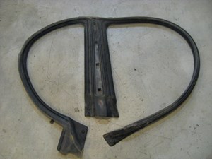 02 Subaru IMPREZA RH Passenger ABC Pillar Body Seal  R9926