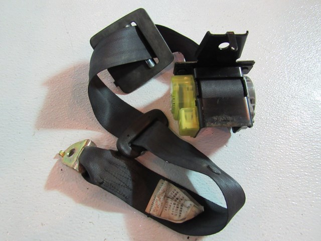 02 Subaru IMPREZA Rear LH Driver Seat Belt  R9936