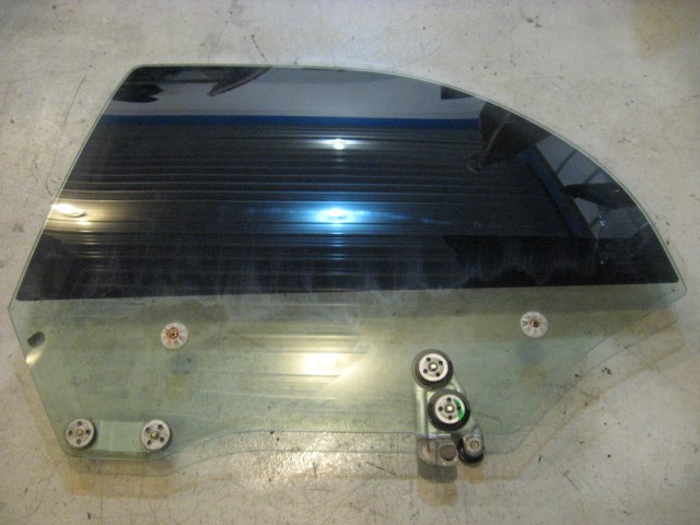 02 Subaru IMPREZA Rear LH Driver Door Glass  R9972