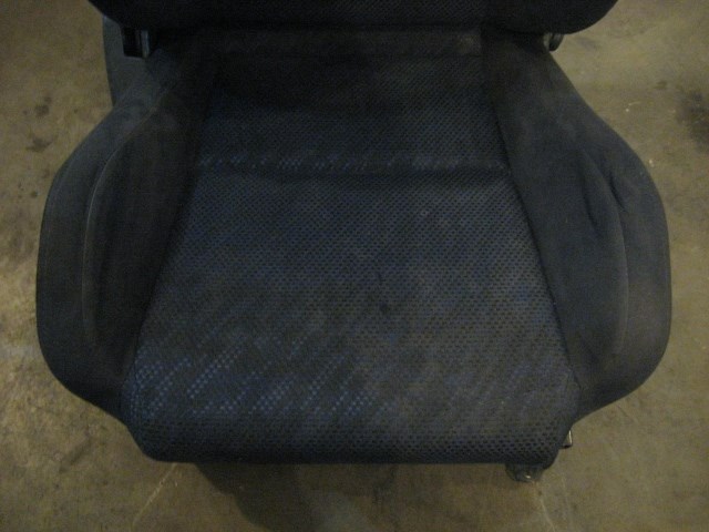 02 Subaru IMPREZA Front RH Passenger Seat  R10062