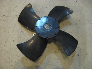 05 Infiniti G35 Cooling Fan w/Motor R10128