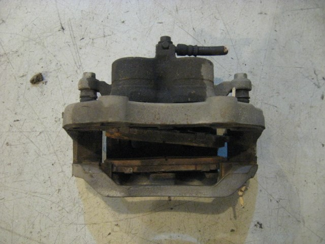 05 Infiniti G35 Front RH Passenger Brake Caliper  R10146