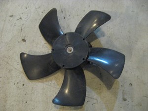 05 Infiniti G35 LH Radiator Fan Motor  R10184