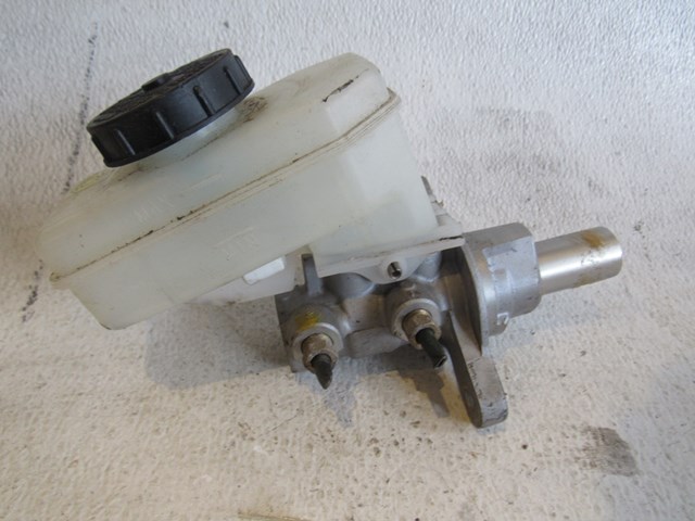 05 Infiniti G35 Brake Master Cylinder  R10187