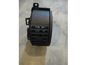 05 Infiniti G35 LH Driver Dash Vent  R10209
