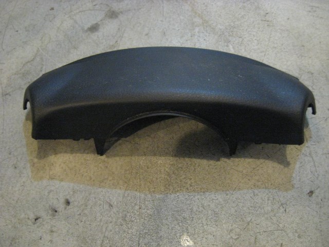 05 Infiniti G35 Upper Steering Column Trim Panel  R10210