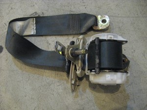 05 Infiniti G35 Rear LH Driver Seat Belt  R10247