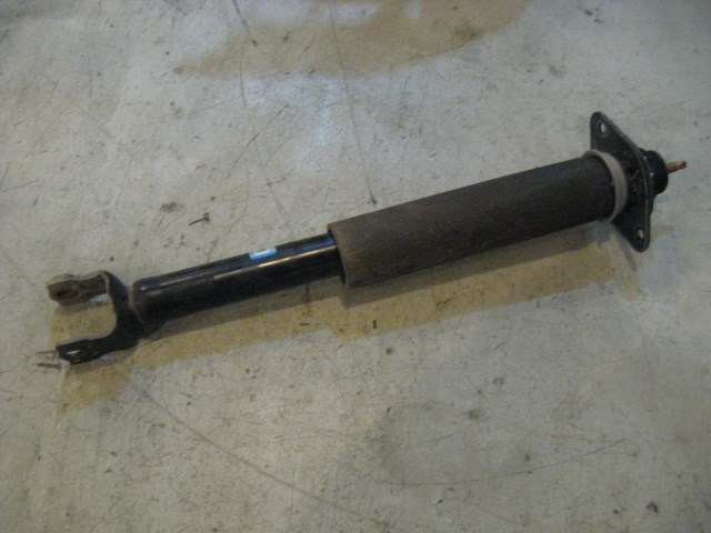 2005 Infiniti G35 Coupe Rear RH Strut Shock Absorber OEM R10266