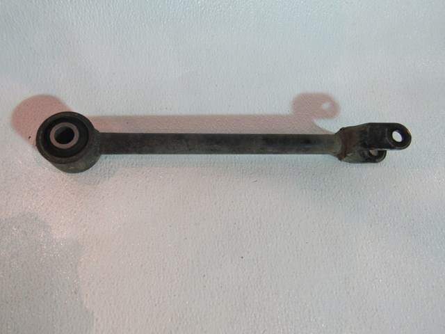 03 04 05 06 07  Infiniti G35 Coupe Rear LH RH Lower Control Trailing Arm  R10290