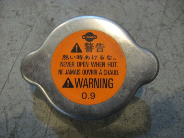 05 Infiniti G35 Radiator Cap  R10313