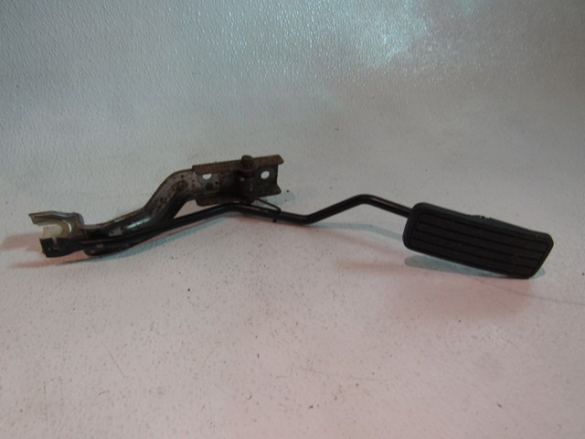 98 Subaru IMPREZA Gas Pedal  R10360