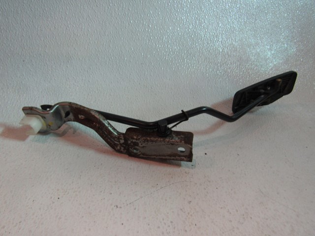 98 Subaru IMPREZA Gas Pedal  R10360