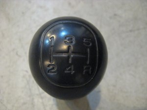 1998 Subaru IMPREZA Wagon M/T Manual Gear Shift Knob OEM R10366