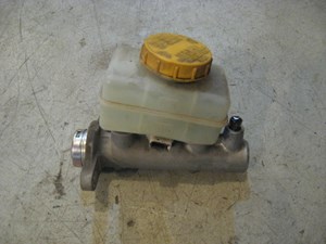98 Subaru IMPREZA Brake Master Cylinder  R10387