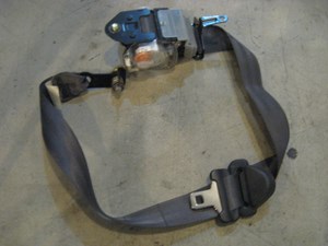 98 Subaru IMPREZA Front RH Passenger Seat Belt  R10404