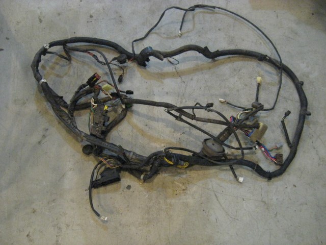 98 Subaru IMPREZA Engine Wiring Harness 81210 FA000 R10478