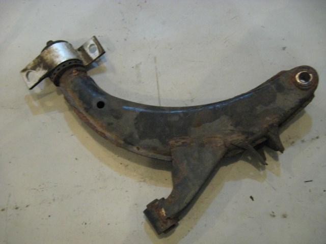 98 Subaru IMPREZA Front LH Driver Lower Control Arm  R10674