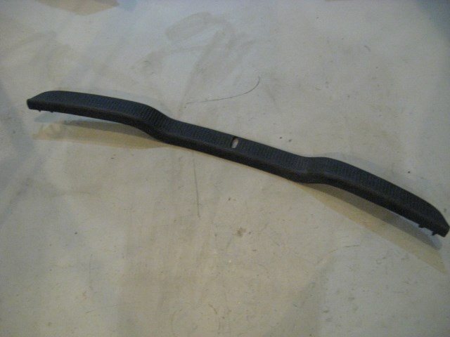 92 Lexus SC400 Rear Trunk Luggage Plate Trim 64749 24010 R10724