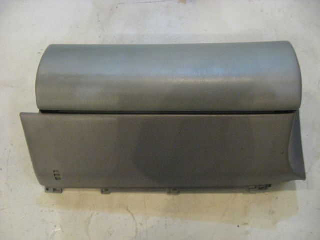 92 Lexus SC400 Glove Box  R10749