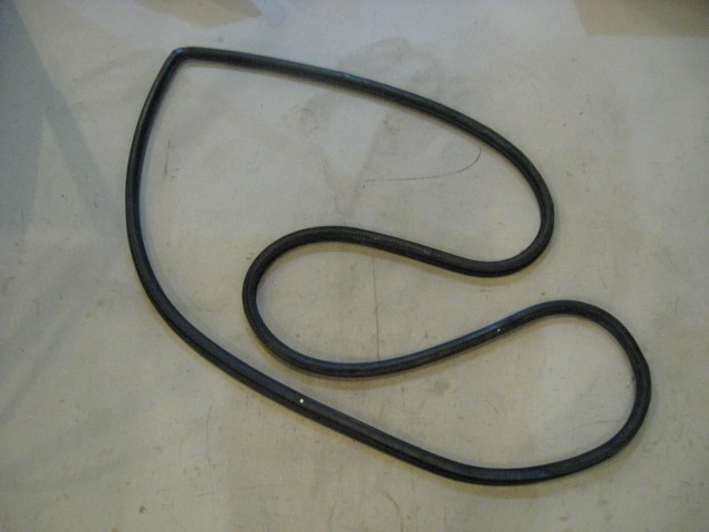 92 Lexus SC400 RH Passenger Door Seal  R10763