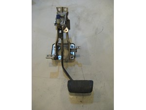 92 Lexus SC400 Brake Pedal  R10833