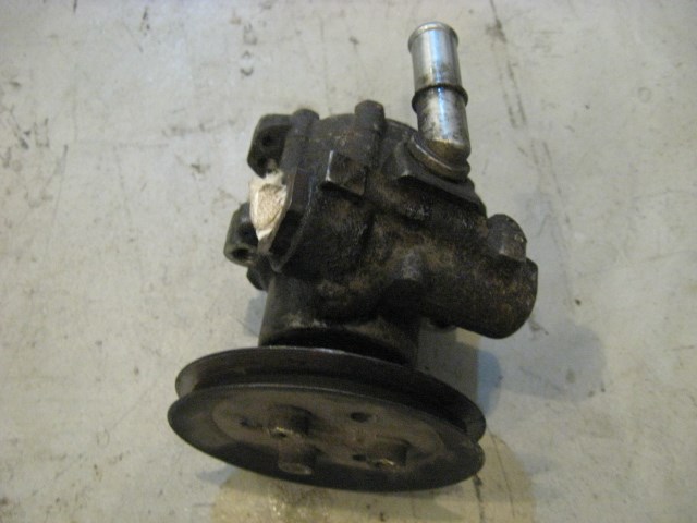 96 Volkswagen JETTA Power Steering Pump  R10971