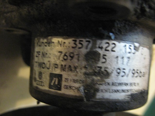 96 Volkswagen JETTA Power Steering Pump  R10971