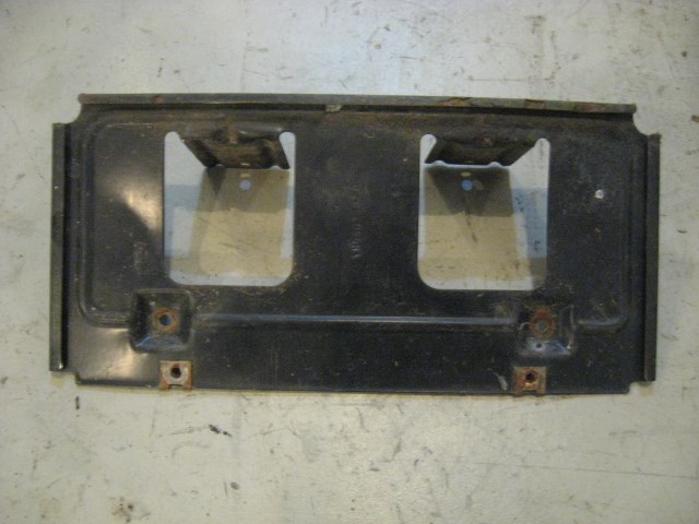 96 Volkswagen JETTA Rear License Plate Holder  R10981