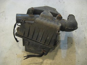 96 Volkswagen JETTA Air Intake Filter Box  R10984