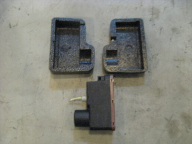 96 Volkswagen JETTA Locking Vacuum Pump 1H0 962 257 F R11001