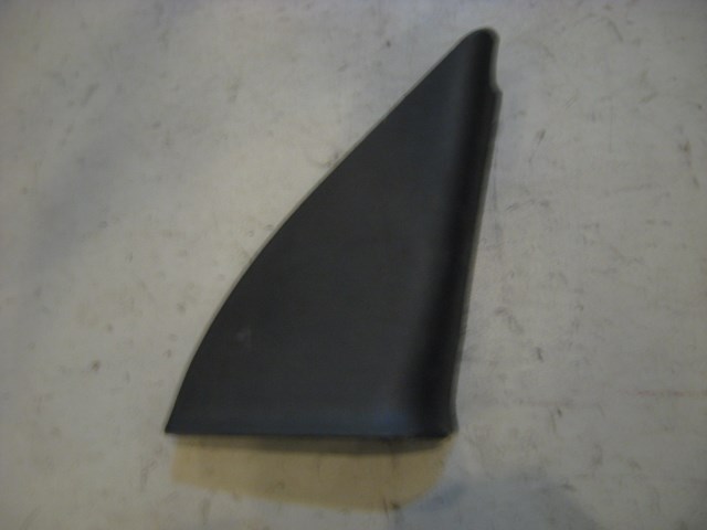 96 Volkswagen JETTA Front RH Passenger Sail Panel  R11047