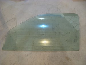 96 Volkswagen JETTA Front LH Driver Door Glass  R11061