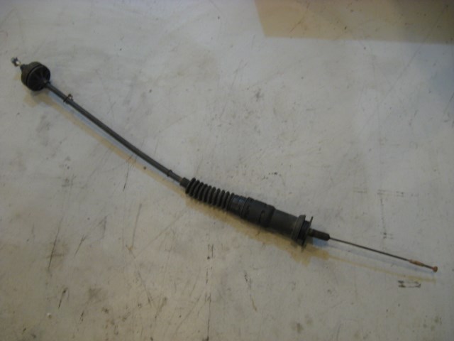 96 Volkswagen JETTA M/T Throttle Cable  R11070