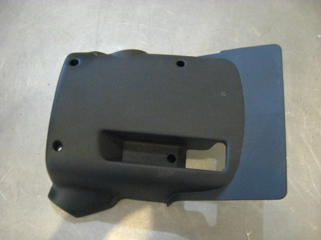 06 Nissan 350Z Lower Steering Column Trim Cover 48470CD000 R19672