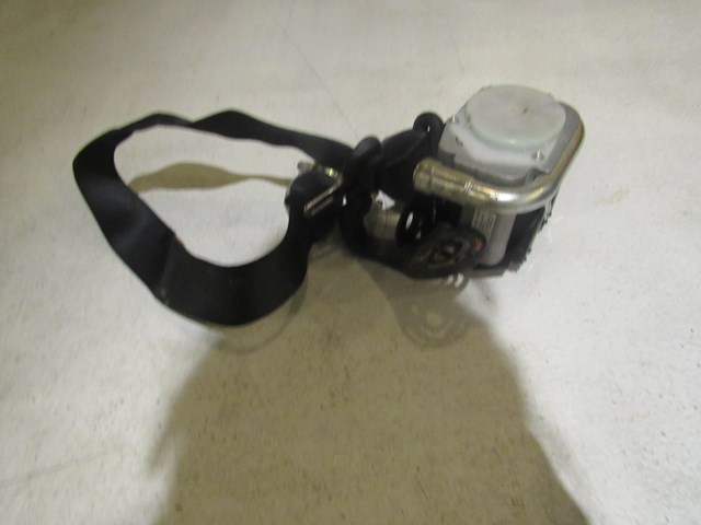 06 Nissan 350Z LH Driver Seat Belt  R19763