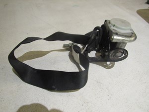 06 Nissan 350Z LH Driver Seat Belt  R19763