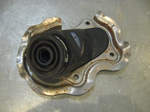 06 Nissan 350Z Firewall Steerng Column Boot Bracket  R19798