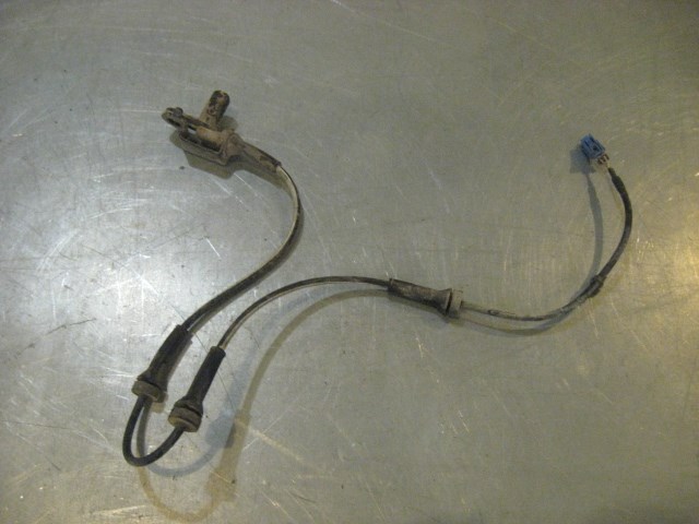 06 Nissan 350Z Front LH ABS Sensor  R19810