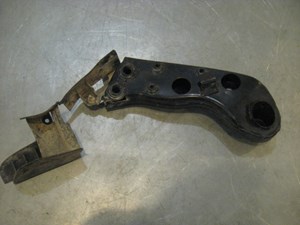 06 Nissan 350Z Rear RH Stay Arm Bracket  R19849