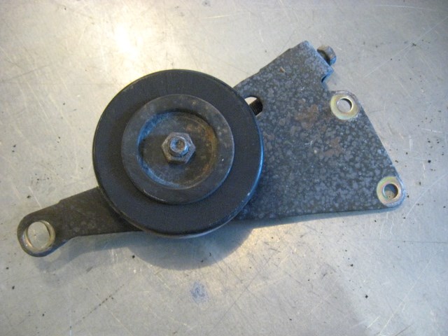 06 Nissan 350Z Belt Tensioner Pulley  R19874