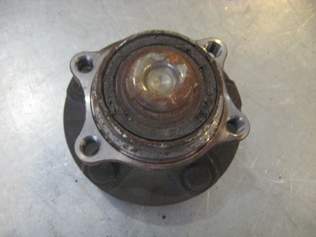 03 Nissan 350Z Front Hub Wheel Bearing  R19972