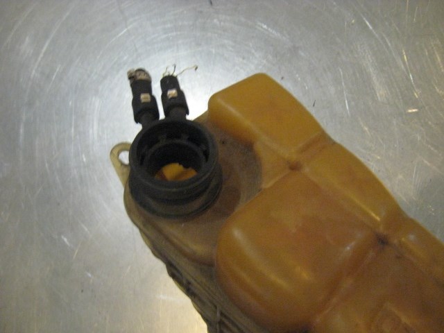 00 BMW M5 Radiator Coolant Overflow Reservoir  R20010