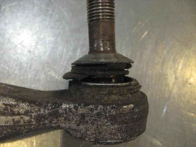 00 BMW M5 Rear RH Upper Control Arm  R20028