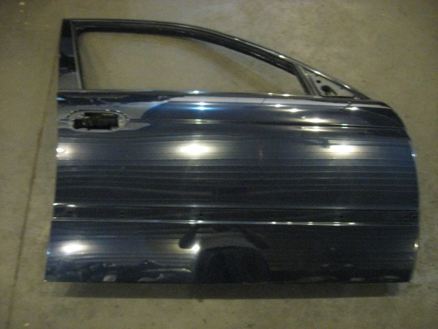 00 BMW M5 Front RH Door Shell  R20043