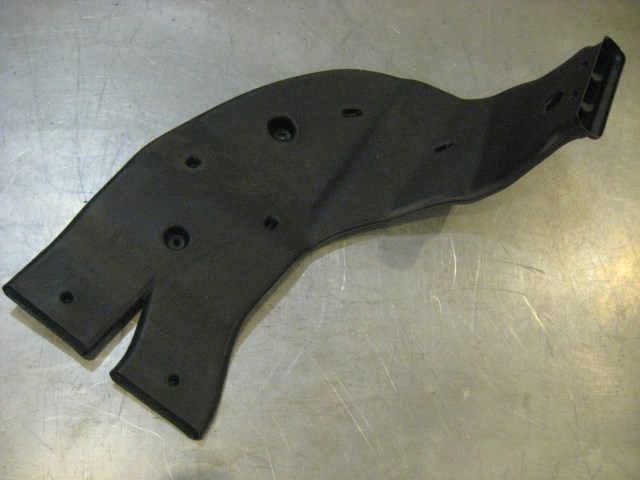 00 BMW M5 Rear LH Driver Lower Air Duct 8125971 R20077